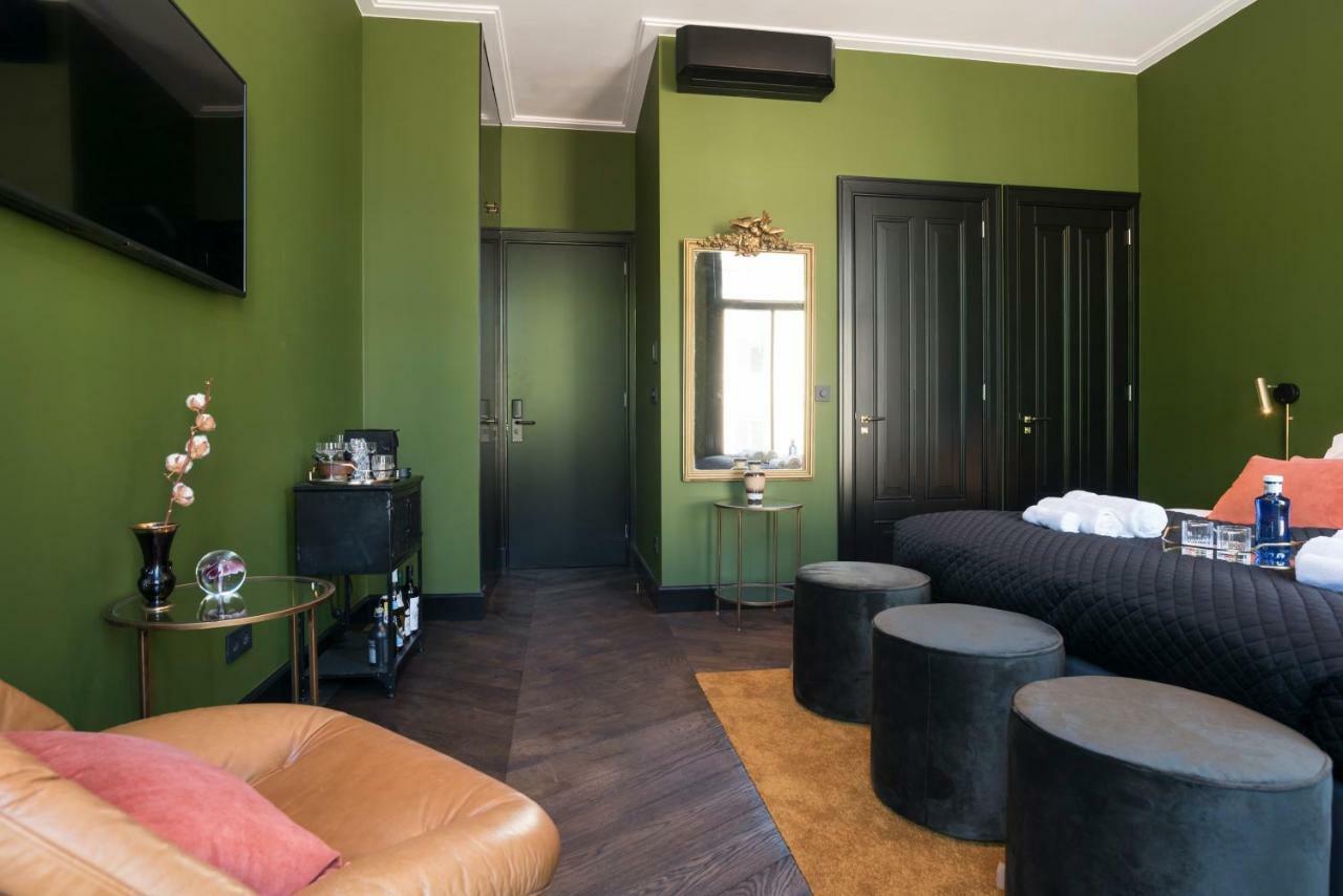 New Amsterdam Harlem Hotel *